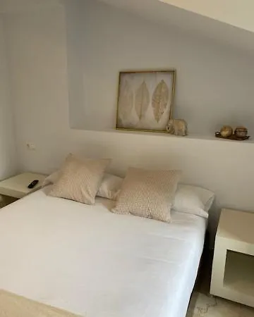 Marina Iii リャネス