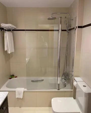 Marina Iii リャネス